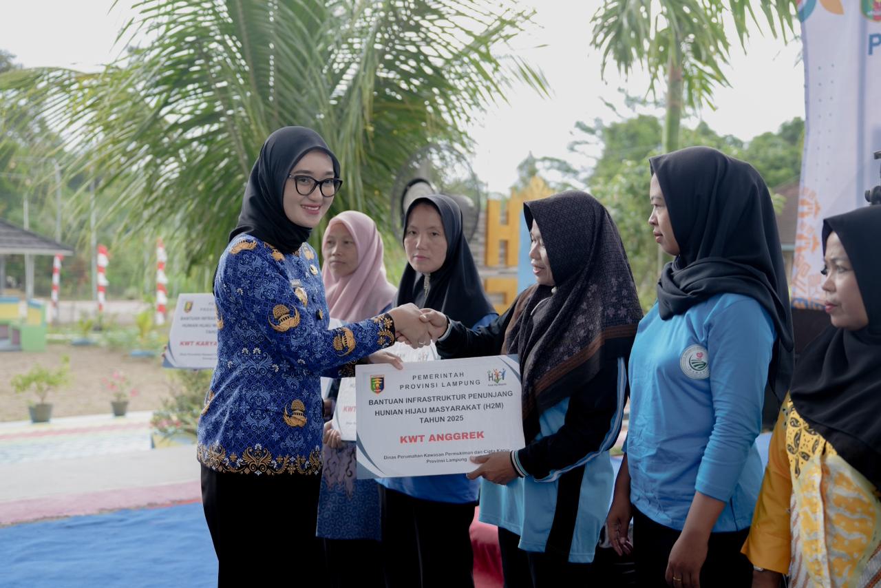 Wagub Lampung Jihan Nurlela Resmikan Hunian Hijau untuk KWT di Lampung Selatan